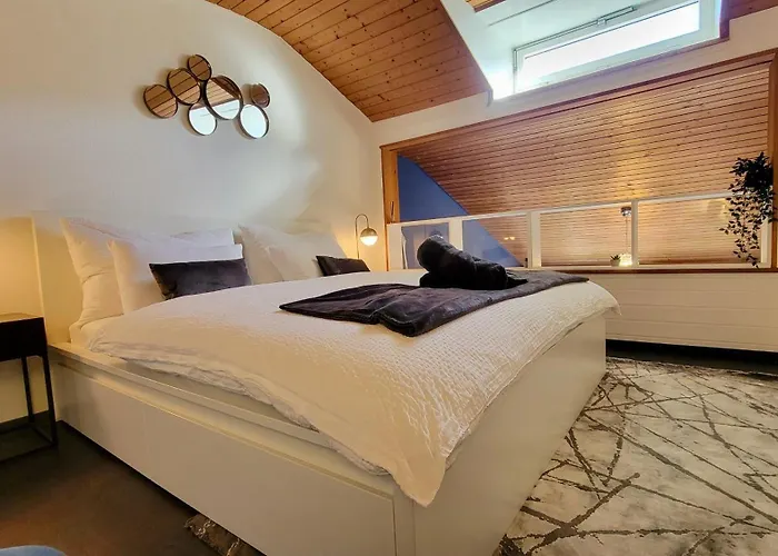 Lakeview Loft*lake/ferry Access* Apartment Spiez